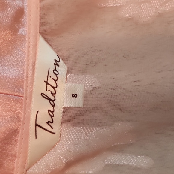 Traditions bed jacket- sheer floral base with satin collar and cuff. - Picture 6 of 12